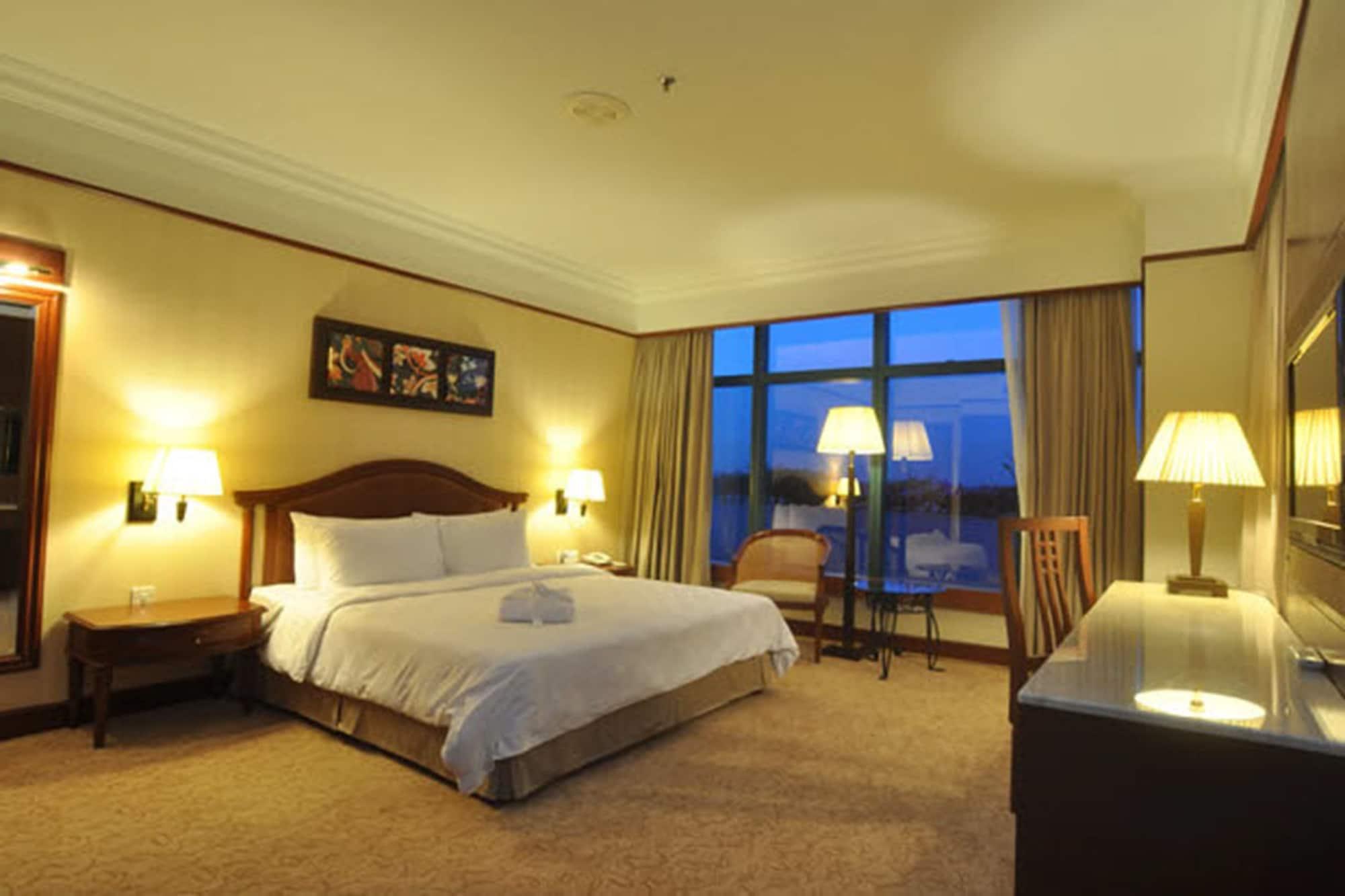 Gbw Hotel Johor Bahru Exterior photo