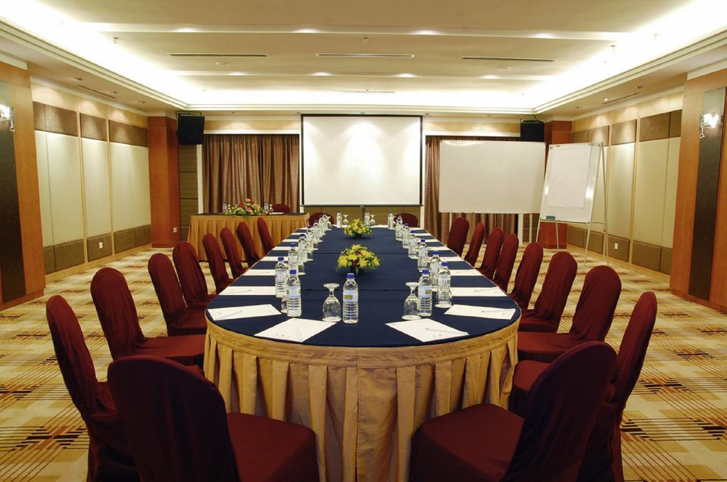 Gbw Hotel Johor Bahru Exterior photo